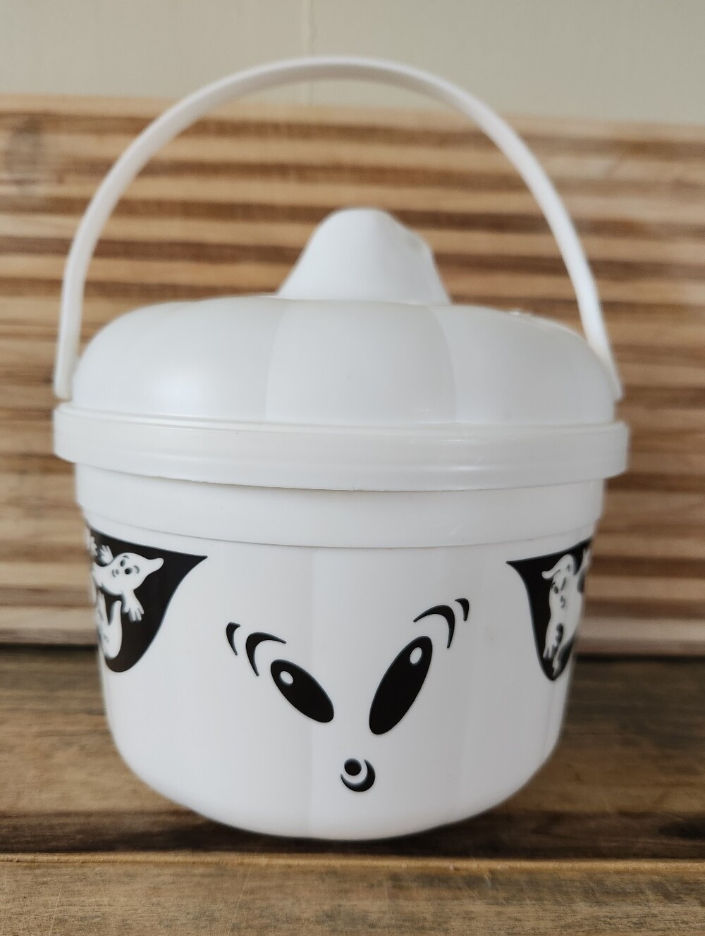 Vintage 1993 McDonald’s Ghost Halloween Happy Meal Bucket w/ Cookie Cutter Lid